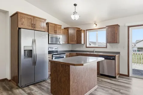 1224 S Beach Way West Fargo ND 58078