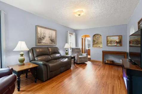 1405 9th Avenue NW Austin MN 55912