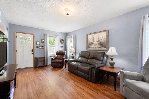 1405 9th Avenue NW Austin MN 55912