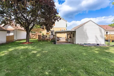 1405 9th Avenue NW Austin MN 55912