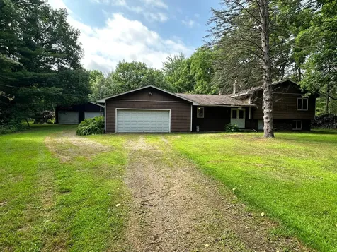6662 167th Avenue NE Forest Lake MN 55025