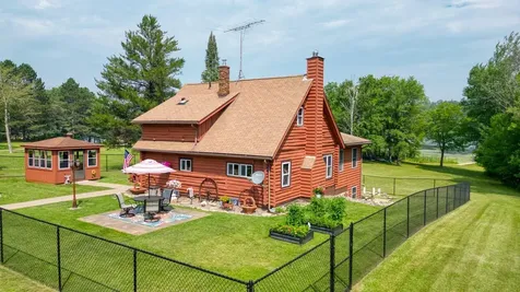 16250 Maple Knoll Drive Pengilly MN 55775