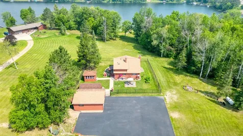 16250 Maple Knoll Drive Pengilly MN 55775
