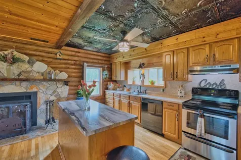 16250 Maple Knoll Drive Pengilly MN 55775