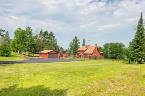 16250 Maple Knoll Drive Pengilly MN 55775