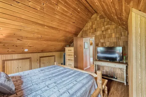 16250 Maple Knoll Drive Pengilly MN 55775