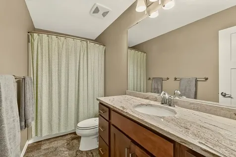 558 Panorama Circle NW Rochester MN 55901
