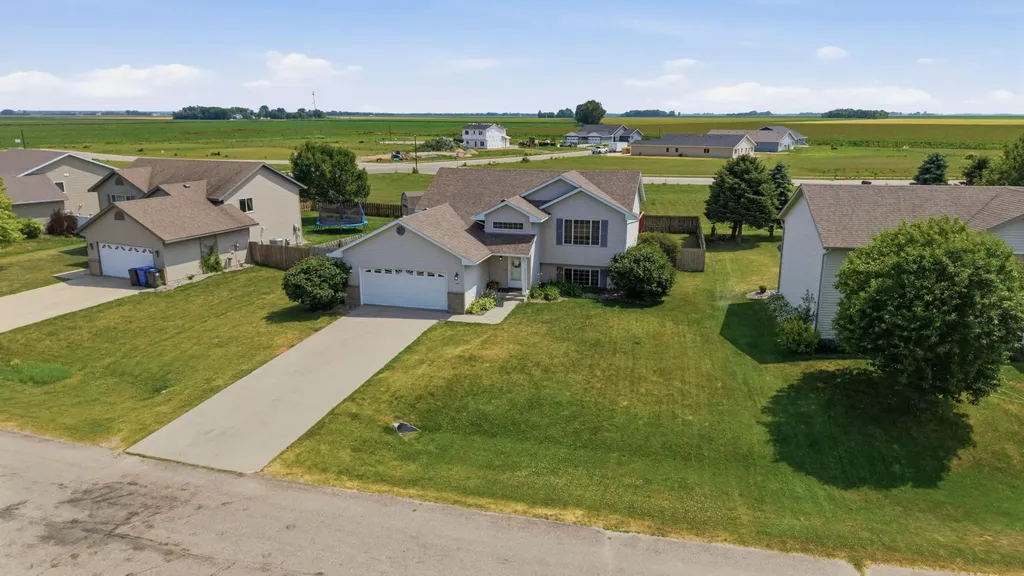 109 14th Street SW Glyndon MN 56547