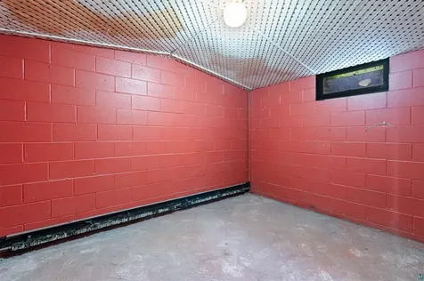 6930 Highway 2 Saginaw MN 55779