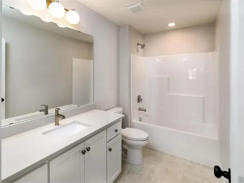 5380 176th Street Lakeville MN 55044