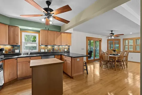 2750 Oxford Street N Roseville MN 55113