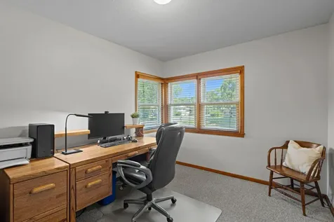 2750 Oxford Street N Roseville MN 55113