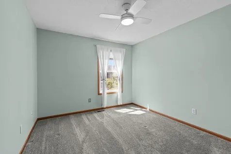 1773 Grove Drive Shakopee MN 55379