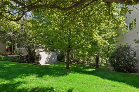 5803 Vernon Lane Edina MN 55436