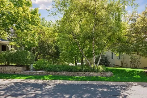 5803 Vernon Lane Edina MN 55436