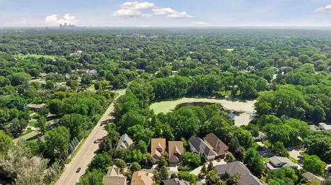 5803 Vernon Lane Edina MN 55436