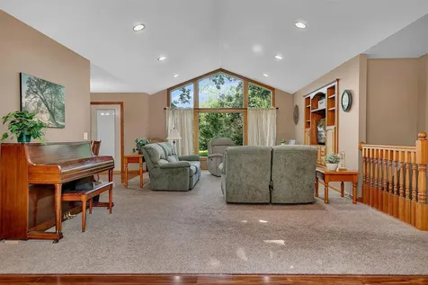 8555 1st Avenue NE Rice MN 56367