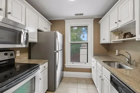 596 Summit Avenue Saint Paul MN 55102