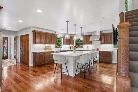126 Courtland Street Excelsior MN 55331