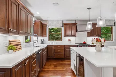 126 Courtland Street Excelsior MN 55331