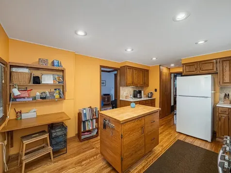 1006 Cromwell Avenue Saint Paul MN 55114