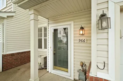 966 Princeton Avenue Shakopee MN 55379