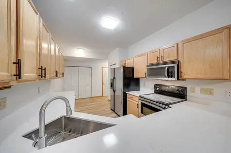 966 Princeton Avenue Shakopee MN 55379