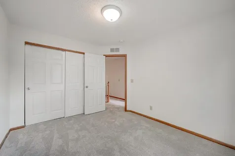 966 Princeton Avenue Shakopee MN 55379