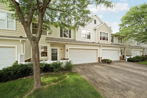 966 Princeton Avenue Shakopee MN 55379