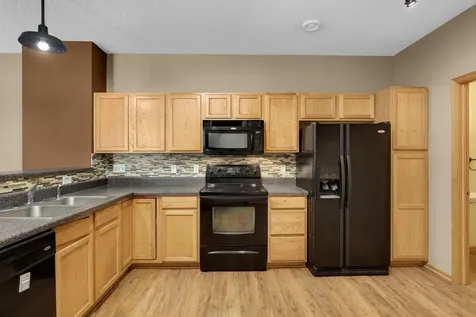 4843 Bisset Lane Inver Grove Heights MN 55076