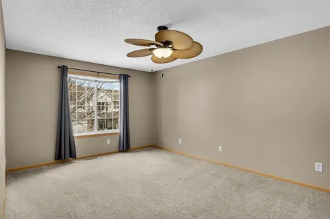 4843 Bisset Lane Inver Grove Heights MN 55076