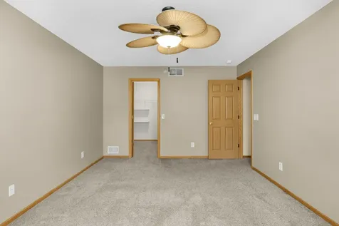 4843 Bisset Lane Inver Grove Heights MN 55076