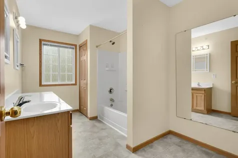 4843 Bisset Lane Inver Grove Heights MN 55076