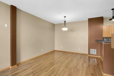 4843 Bisset Lane Inver Grove Heights MN 55076