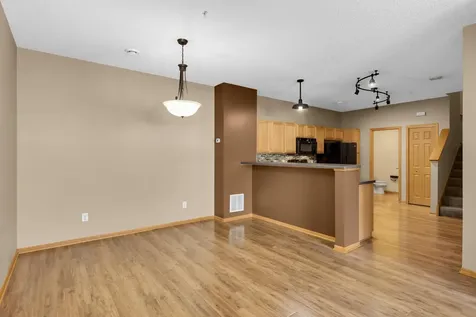 4843 Bisset Lane Inver Grove Heights MN 55076