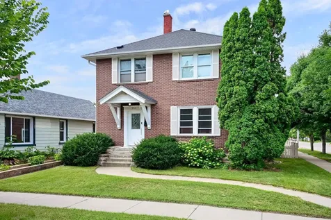 551 E 5th Street Winona MN 55987