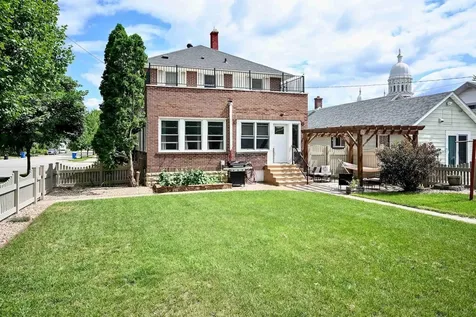 551 E 5th Street Winona MN 55987