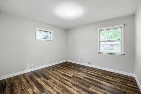3694 Upper 73rd Street E Inver Grove Heights MN 55076