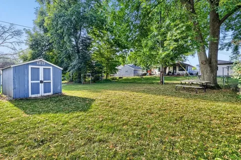 3694 Upper 73rd Street E Inver Grove Heights MN 55076