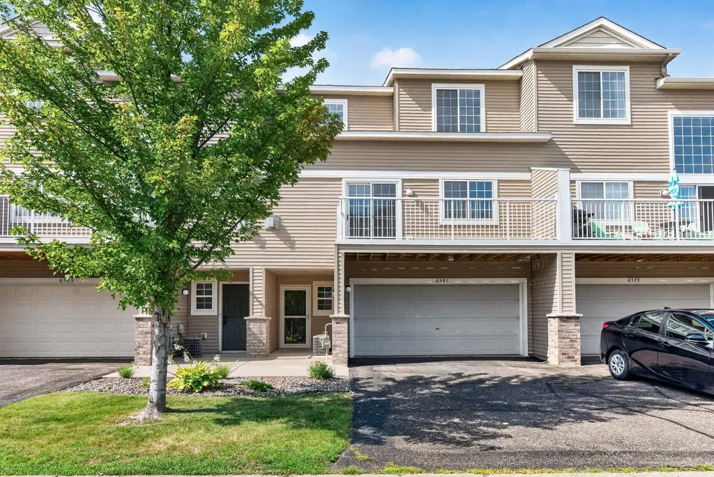 6581 Olive Lane N Maple Grove MN 55311