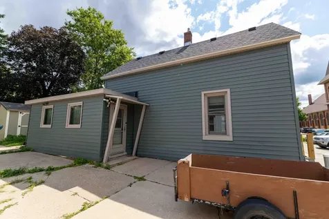 118 E Spring Street Mankato MN 56001
