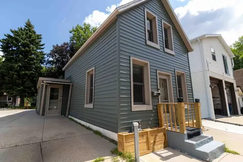 118 E Spring Street Mankato MN 56001