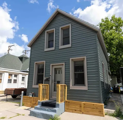 118 E Spring Street Mankato MN 56001