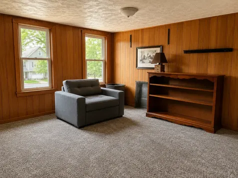 118 E Spring Street Mankato MN 56001