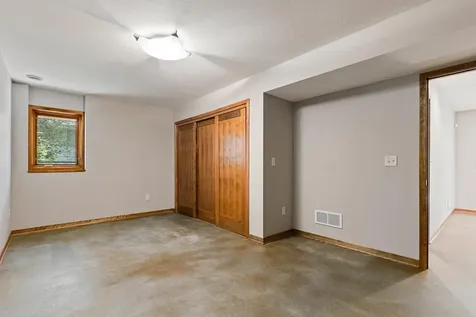 9340 Cedar Forest Road Eden Prairie MN 55347