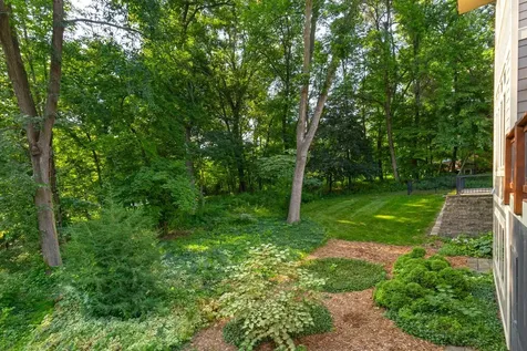 9340 Cedar Forest Road Eden Prairie MN 55347