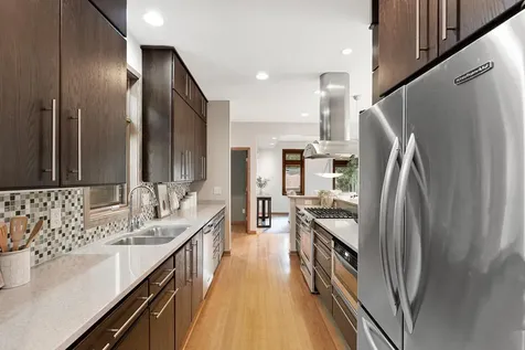 9340 Cedar Forest Road Eden Prairie MN 55347