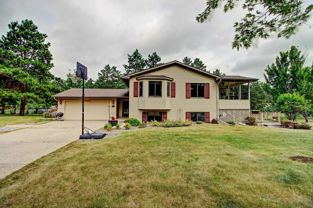903 North St E Park Rapids MN 56470