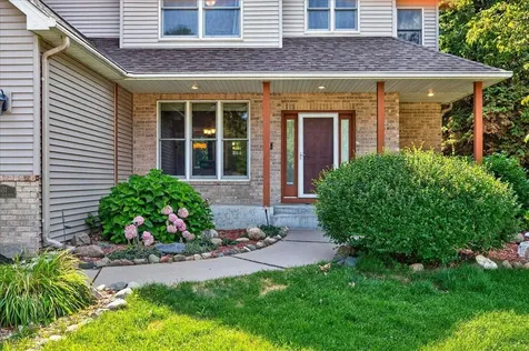 507 Dorland Road S Maplewood MN 55119