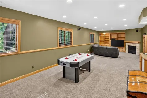 507 Dorland Road S Maplewood MN 55119
